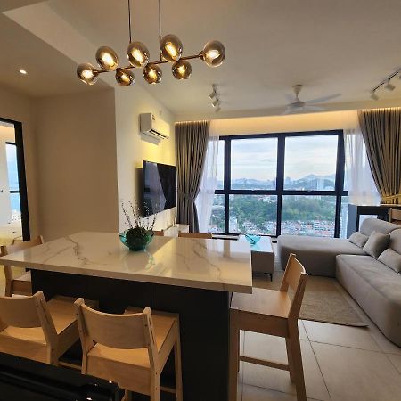 Urban Suites - Penang Jelutong ภายนอก รูปภาพ