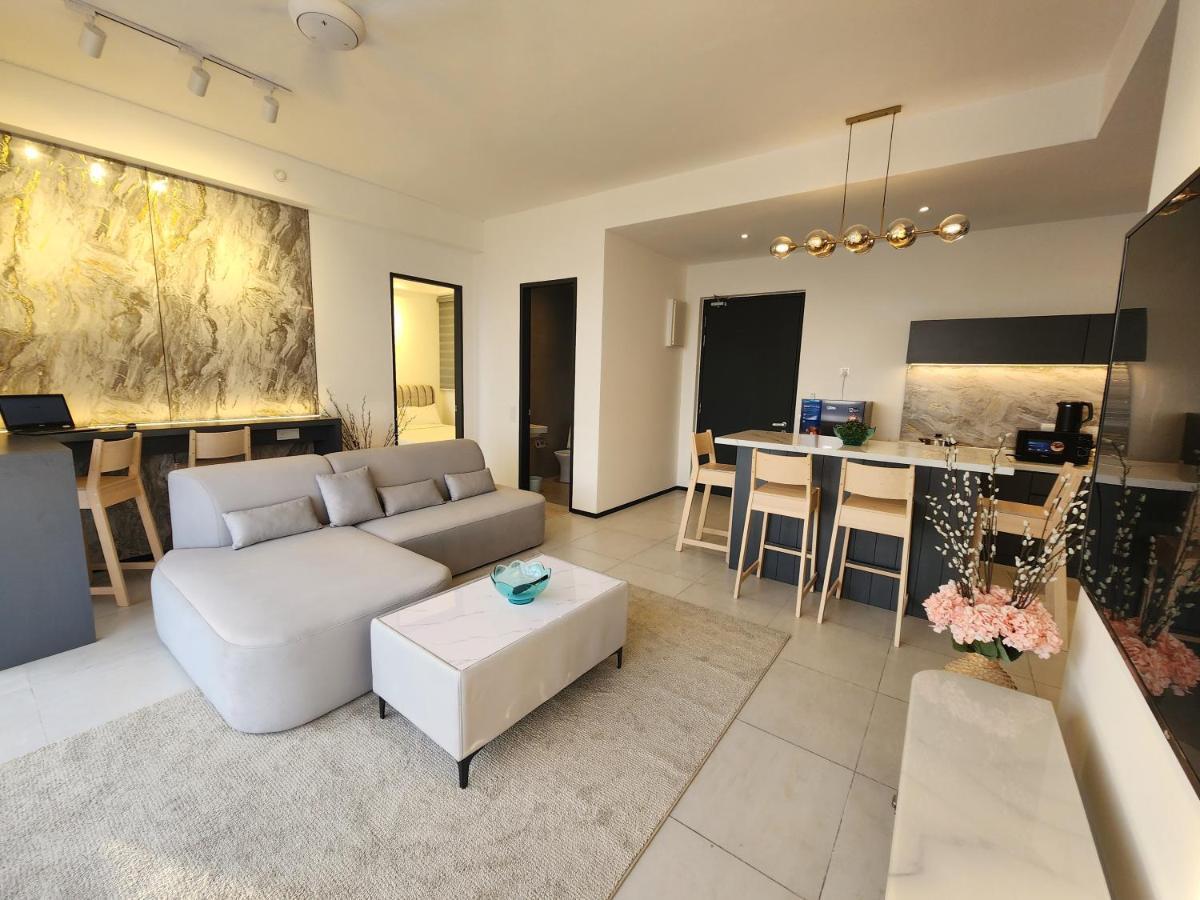Urban Suites - Penang Jelutong ภายนอก รูปภาพ